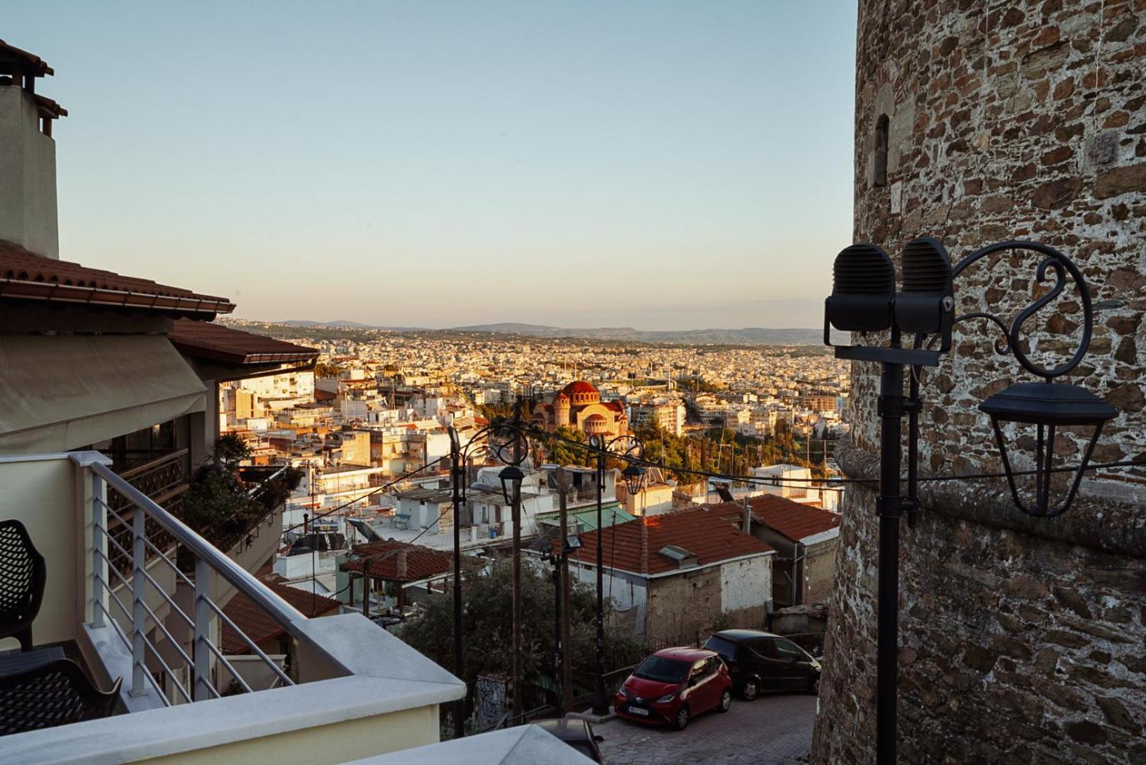 Beyond The Castle Apartment Thessaloníki Ngoại thất bức ảnh