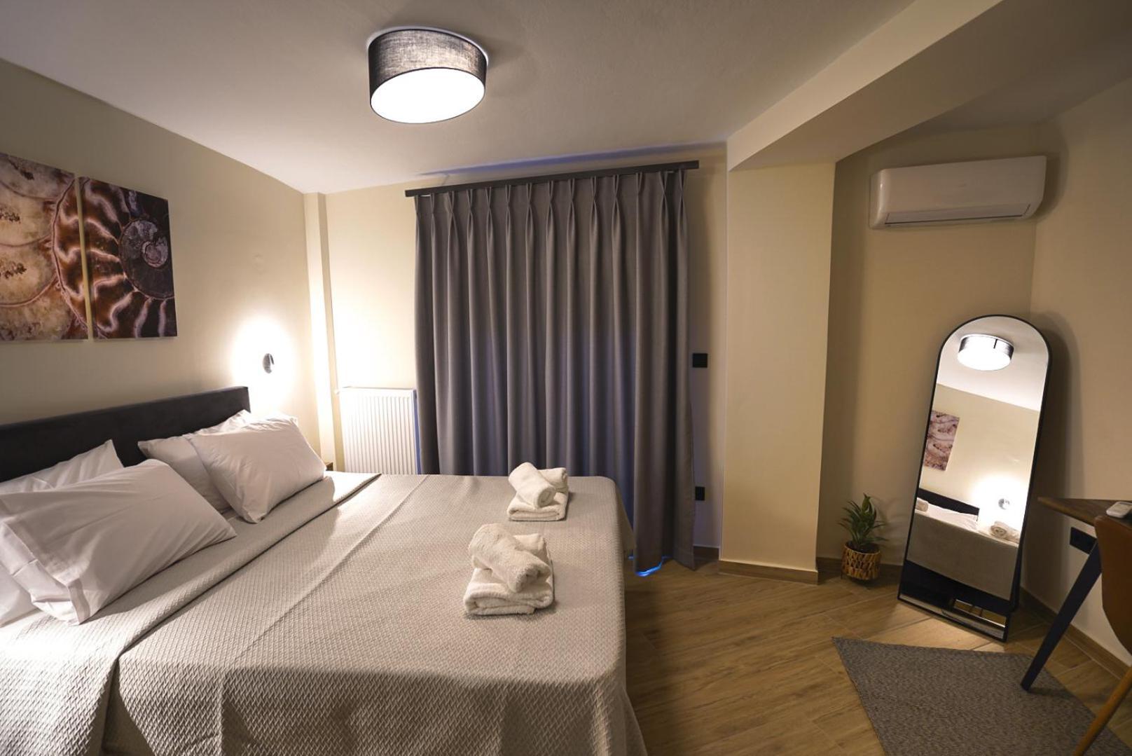 Beyond The Castle Apartment Thessaloníki Ngoại thất bức ảnh