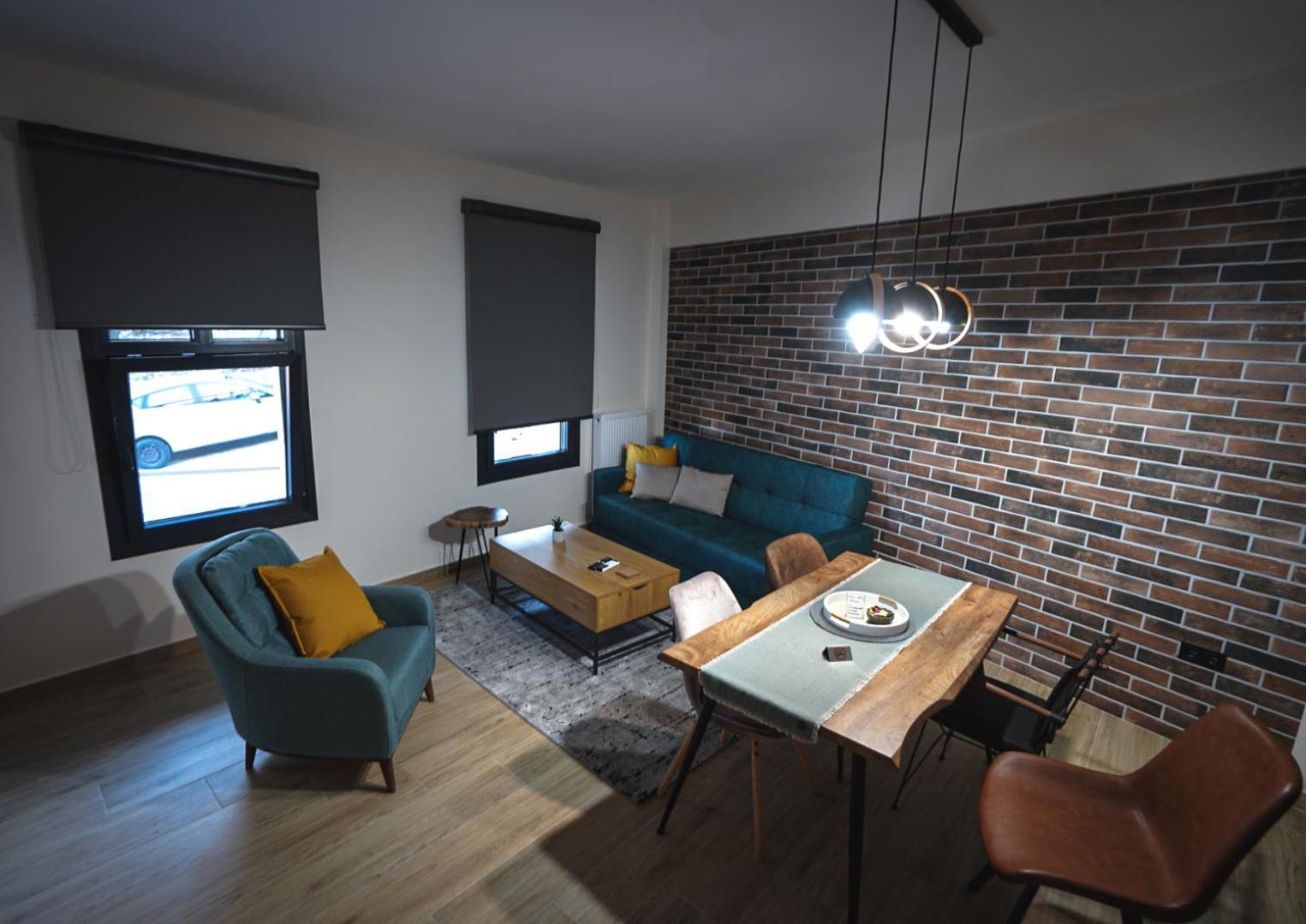 Beyond The Castle Apartment Thessaloníki Ngoại thất bức ảnh