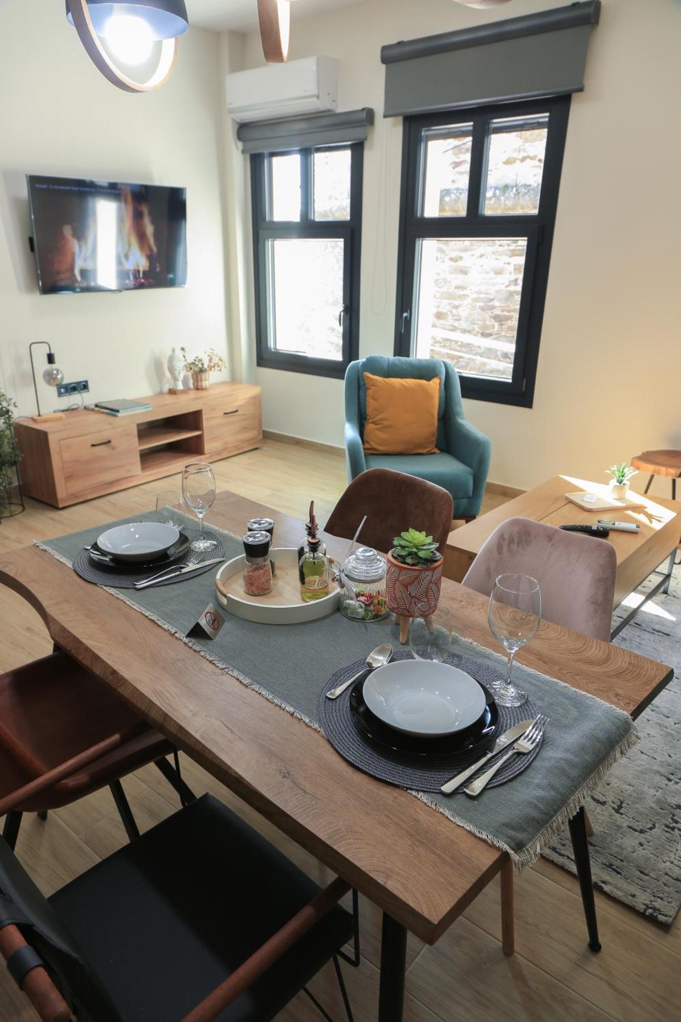 Beyond The Castle Apartment Thessaloníki Ngoại thất bức ảnh